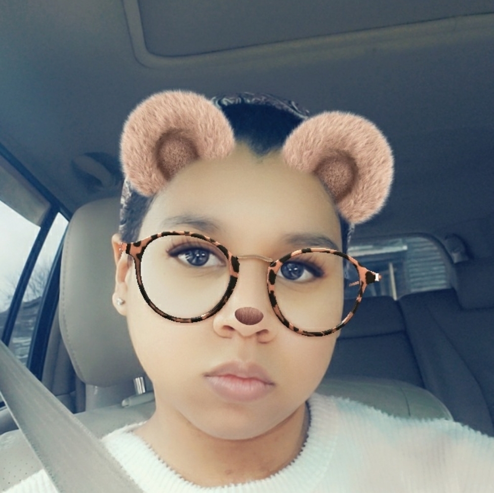 Meet your Posher, Natalie